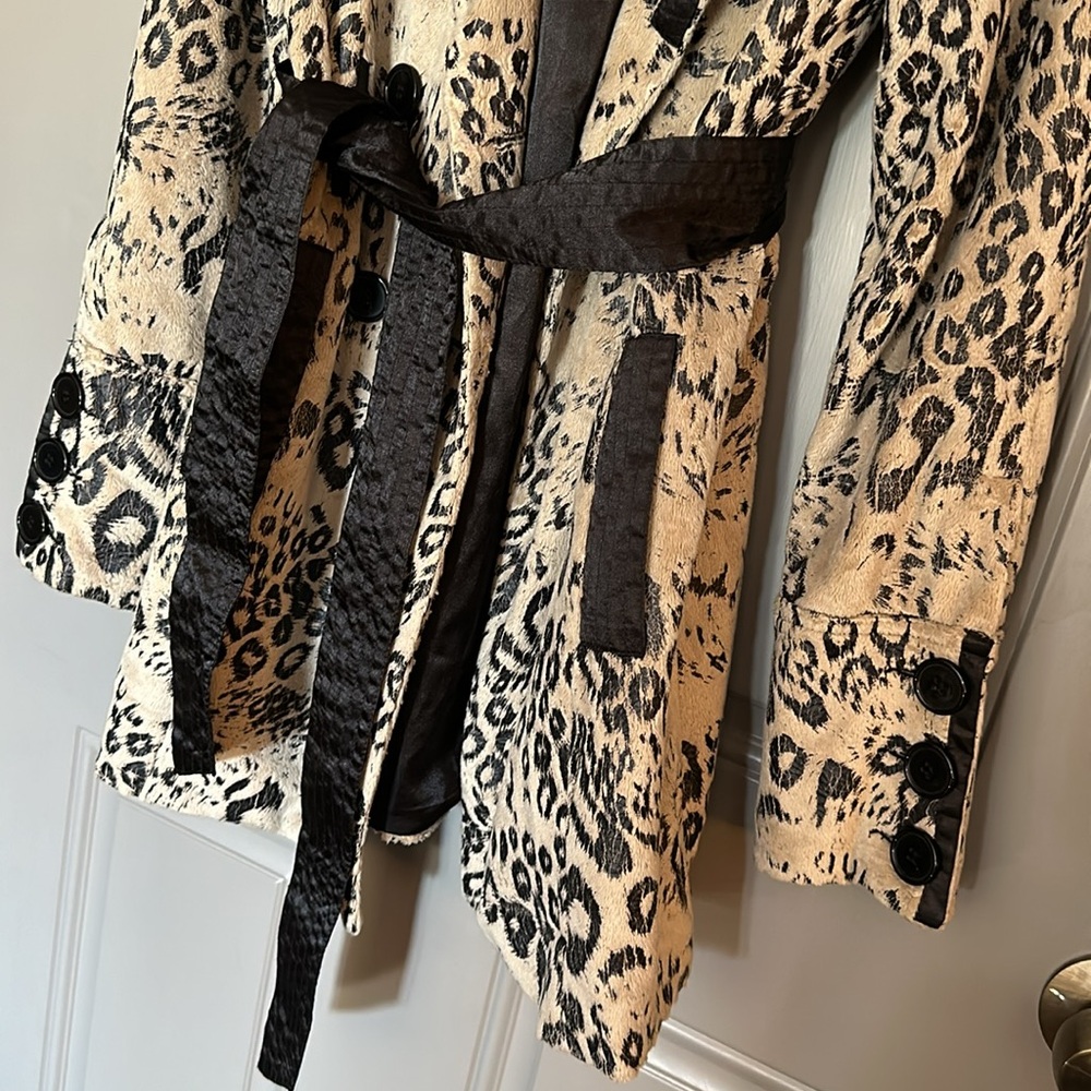 Leopard Print Jacket - Picture 4 of 6